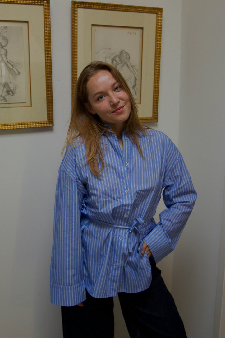 Jaz blouse met detail riem