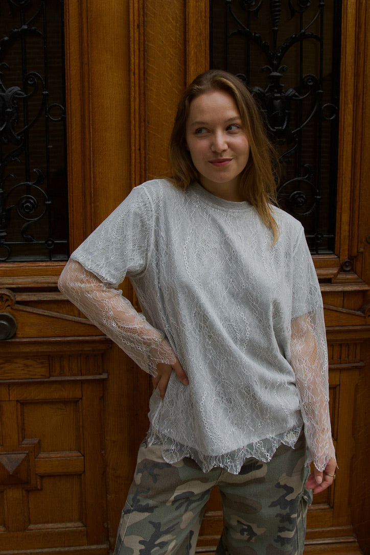Sola oversized shirt lace grijs