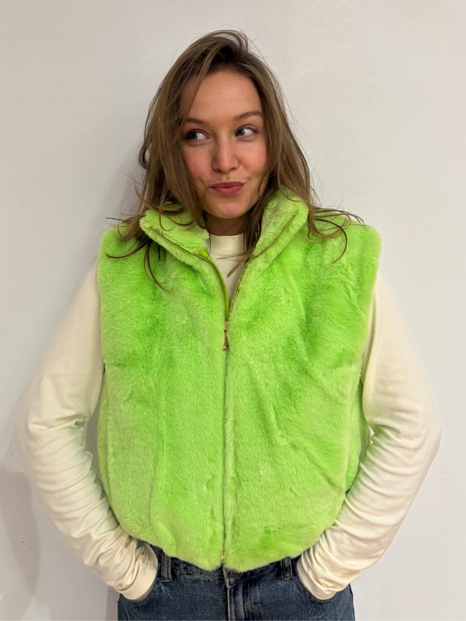 Yara faux fur gilet groen