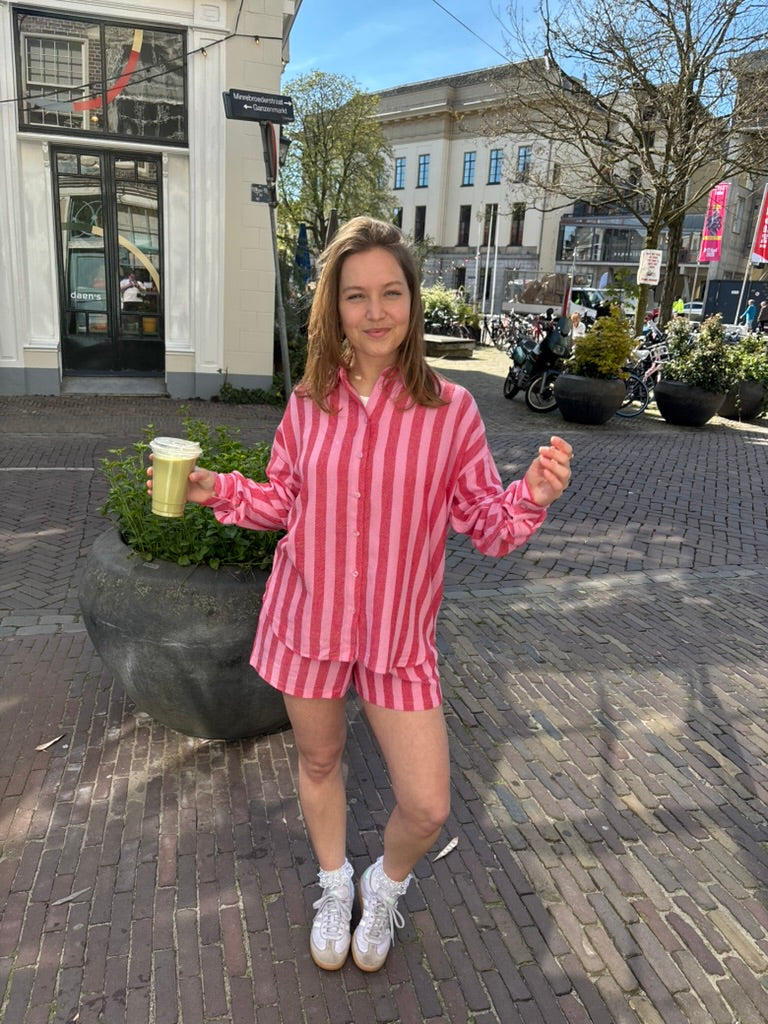 Leila linnen shorts rood/roze gestreept