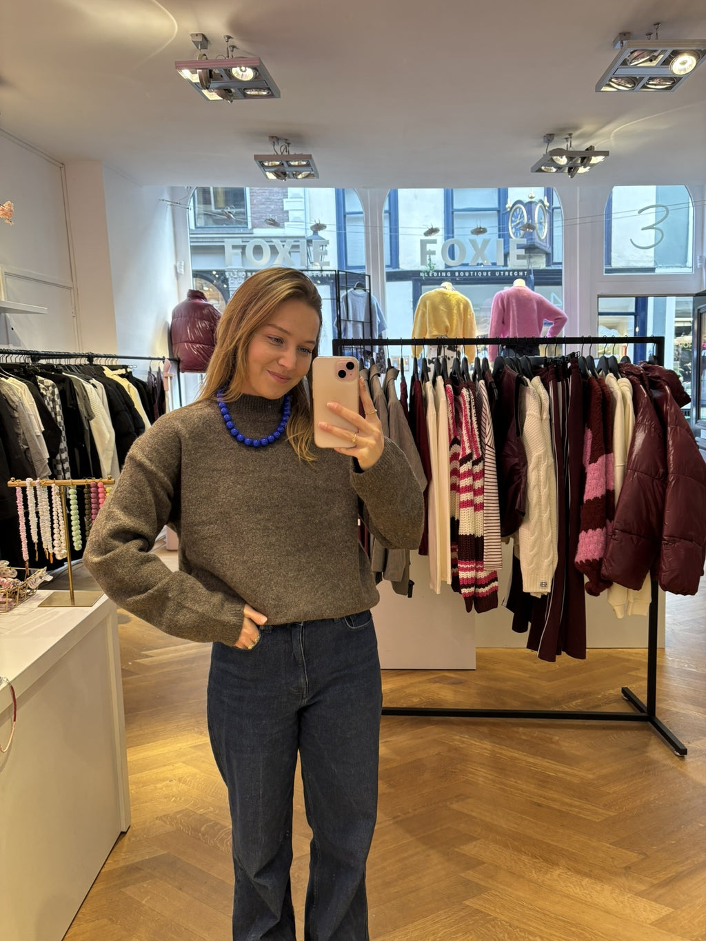 Lucy knit bruin
