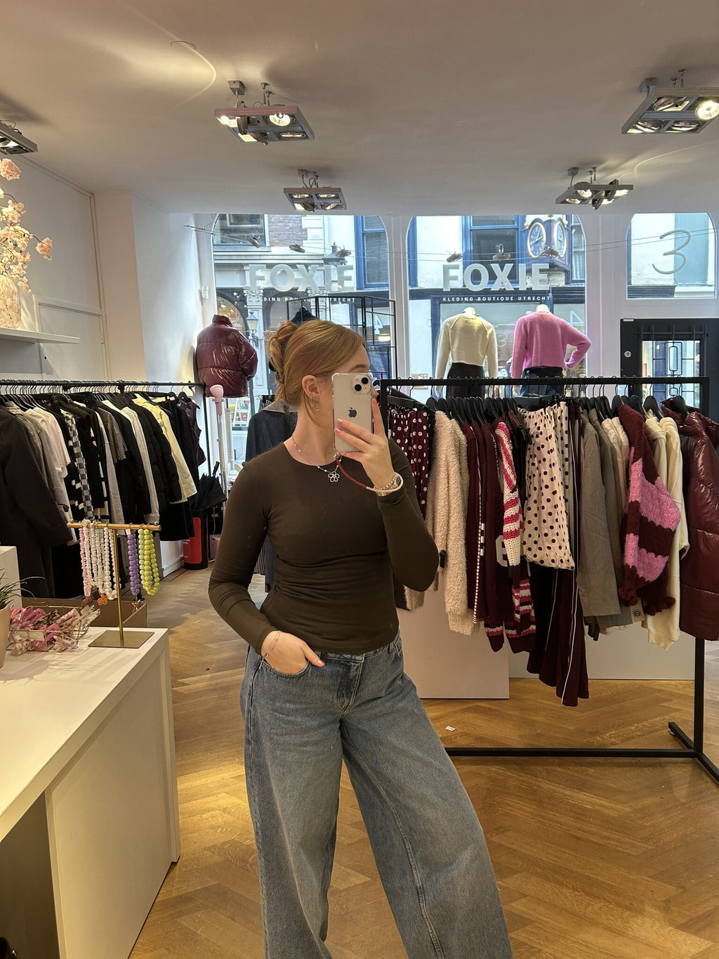Nathalie basic longsleeve bruin