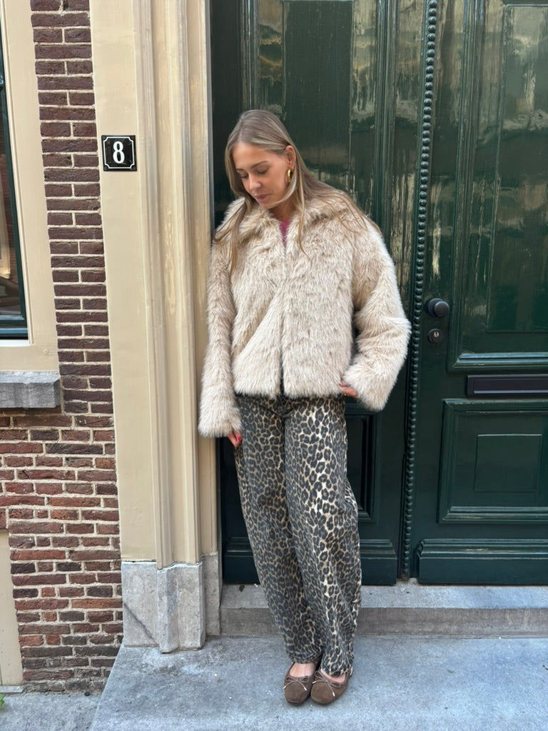 Lara barrel jeans panterprint